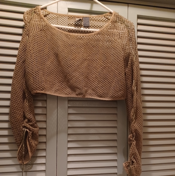 Ladies Cover - Picture 2 of 6